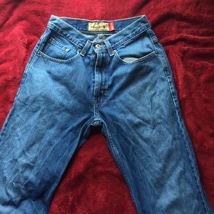 Medium-wash, regular jeans